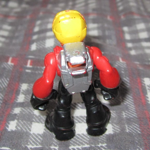 hasbro tomy v-2976b transformers yellow red black person imaginext rescue bots - Picture 2 of 3